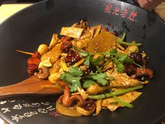 老灶麻辣香锅-风光老灶麻辣香锅(大成路翠微百货店)