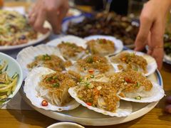 蒜蓉粉丝蒸扇贝-小海丁