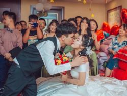 点击看大图 -挪娅婚纱摄影皇家会所