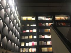 -阅西安新华书店(翠华南路店)