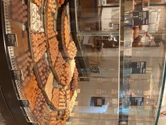 -Laderach 莱德拉(上海环贸iapm店)