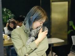 -UNI UNI(环亚凯瑟琳店)