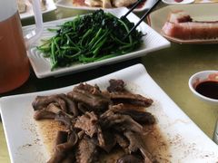 -烧鹅妹饭店