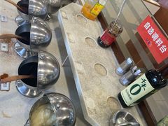 -东方饺子王(让胡路远望店)
