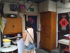 门面-阿婆油墩子(五里桥路188弄小区店)