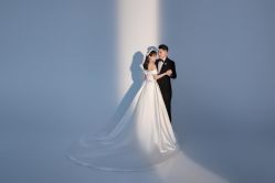 -唯一旅拍·颂当代影像艺术中心(上城店)