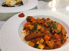 -La Mer Restaurant & Lounge