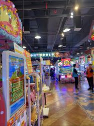 -卡通尼乐园(银泰店)