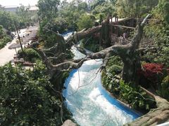 -七彩云南欢乐世界