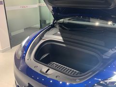 -TESLA 特斯拉(北京颐堤港体验店)