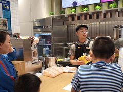 -CoCo都可(湖滨银泰店B区店)