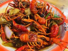 -冶建镜子·老南昌大排档·江西虾王(总店)