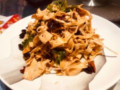 鸡丝拌豆皮-上和臻品中国菜(花园街店)