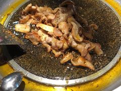 -石记东北风味烤肉店(子固路店)