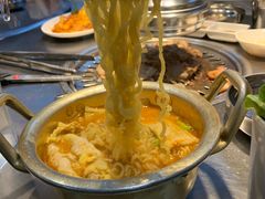 辛拉面-韩聚屋韩国烤肉餐厅(新北万达店)