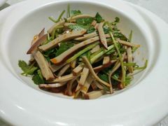 -侬佳蒸菜馆(听潮店)
