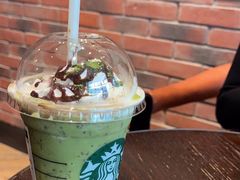 -星巴克(东莞常平富盈广场店)