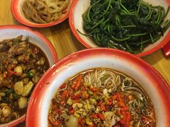 -老三样·美食研究中心(世贸路店)