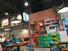-超越炭火牛蛙火锅鸡(河东店)