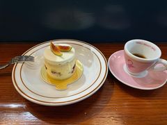 -Be Lived Cafe比例咖啡(摩天轮店)