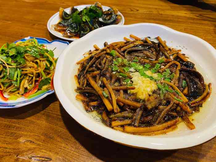 同事聚会,在川沙老街上,菜味道不错
