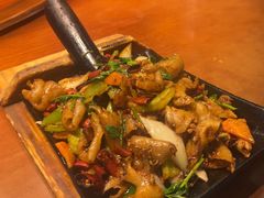 -老码头黑皮肘子锅包肉(赣水路店)