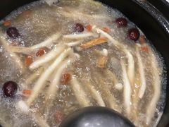 -濠轩阁特色生蚝火锅(水湾路店)