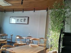 -聚汇三少·龙虾·中餐厅(莫邪路新天地店)