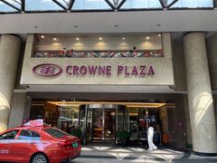 -广州中心皇冠假日酒店·百粤楼