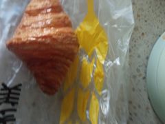 巧克力牛角包-味多美蛋糕(梨园店)