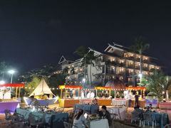 -亚龙湾希尔顿自助餐厅·海鲜·烧烤·沙滩BBQ·现场乐队