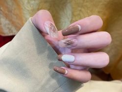-悦指间美甲美睫