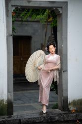 -城南旧影 旗袍全家福摄影写真体验馆
