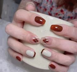 -悦指间美甲美睫