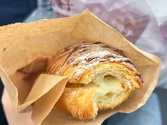 黄金流奶羊角包-麦田工坊(月湖店)