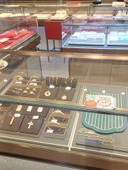 -东方福珠宝( 青岛店)