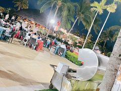 -亚龙湾希尔顿自助餐厅·海鲜·烧烤·沙滩BBQ·现场乐队