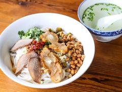 -牛八宝桂林米粉(八里庄店)