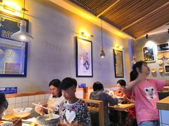 大堂-三两粉(深圳龙华上塘店)