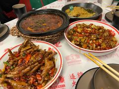 -堂瓦里·33年传统赣菜(第一街区店)