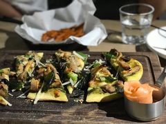 罗勒蘑菇鸡肉披萨-Maxpoint Kitchen 西餐咖啡(乐峰广场店)