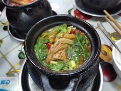-李记特色罐罐米线(重庆中环大厦店)