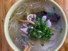 -老字号巴山酸菜米线(巴渝佳梦小区店)