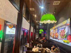 -卤校长老火锅(杨家坪直营店)