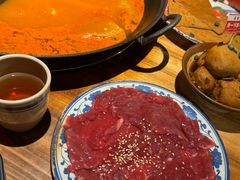 -周小明火锅(黑金冠社区店)