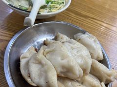 -黄阿姨锅贴大王(万航渡路店)