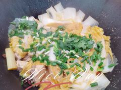 -老刘生态大鱼坊铁锅炖鱼(赛马场店)