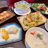 可以干饭又有歌听的地方我可以呆一整天[加油]