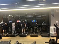 -威克健身游泳(万菱汇店)