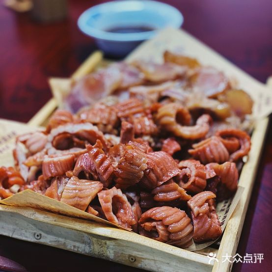 老友记熏酱小酒馆(海滨旅游路店)